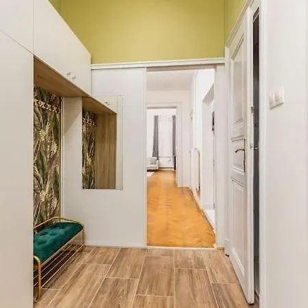 Venus - Oktogon Ii Apartment *